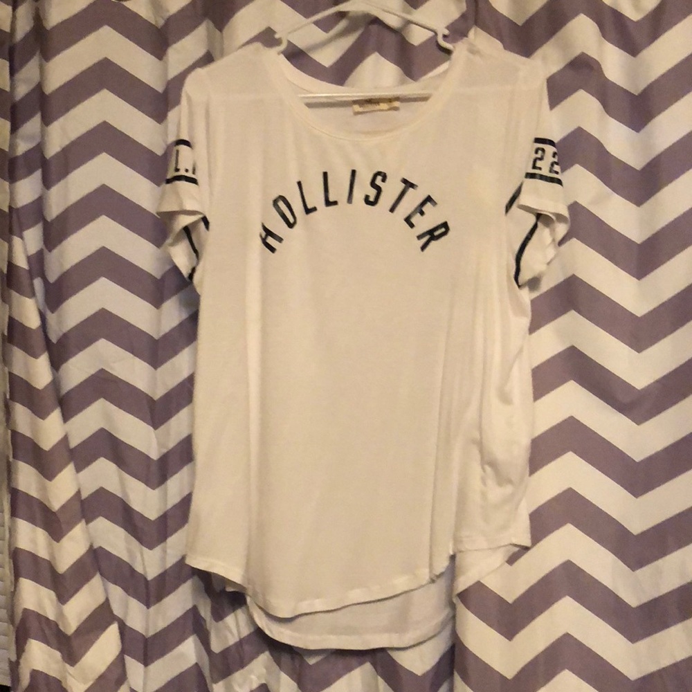 Hollister white shirt with logo